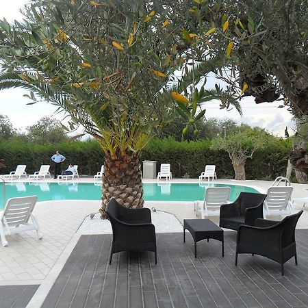 Hermes Hotel Policoro Bagian luar foto
