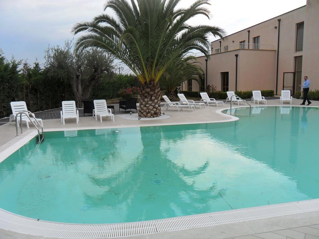 Hermes Hotel Policoro Bagian luar foto