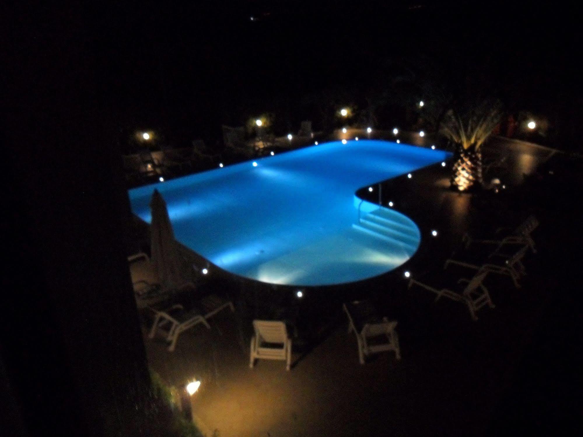 Hermes Hotel Policoro Bagian luar foto